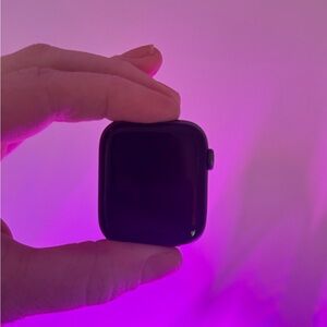 Apple Watch Series 5 - 44MM Space Gray